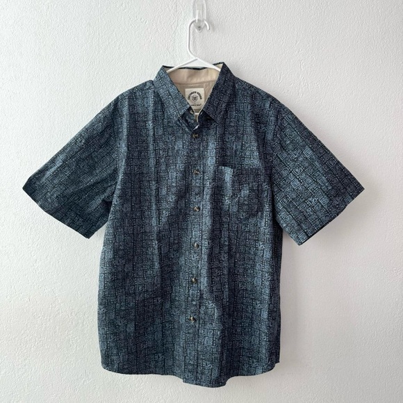 Customized Version blue and black button down short sleeve shirt - Picture 1 of 3